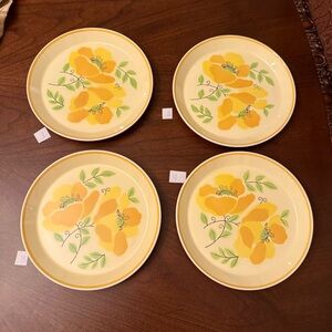 Set Of 4 Mikasa Colormates Hilo C4302 Salad Plates Stoneware Yellow Floral Japan